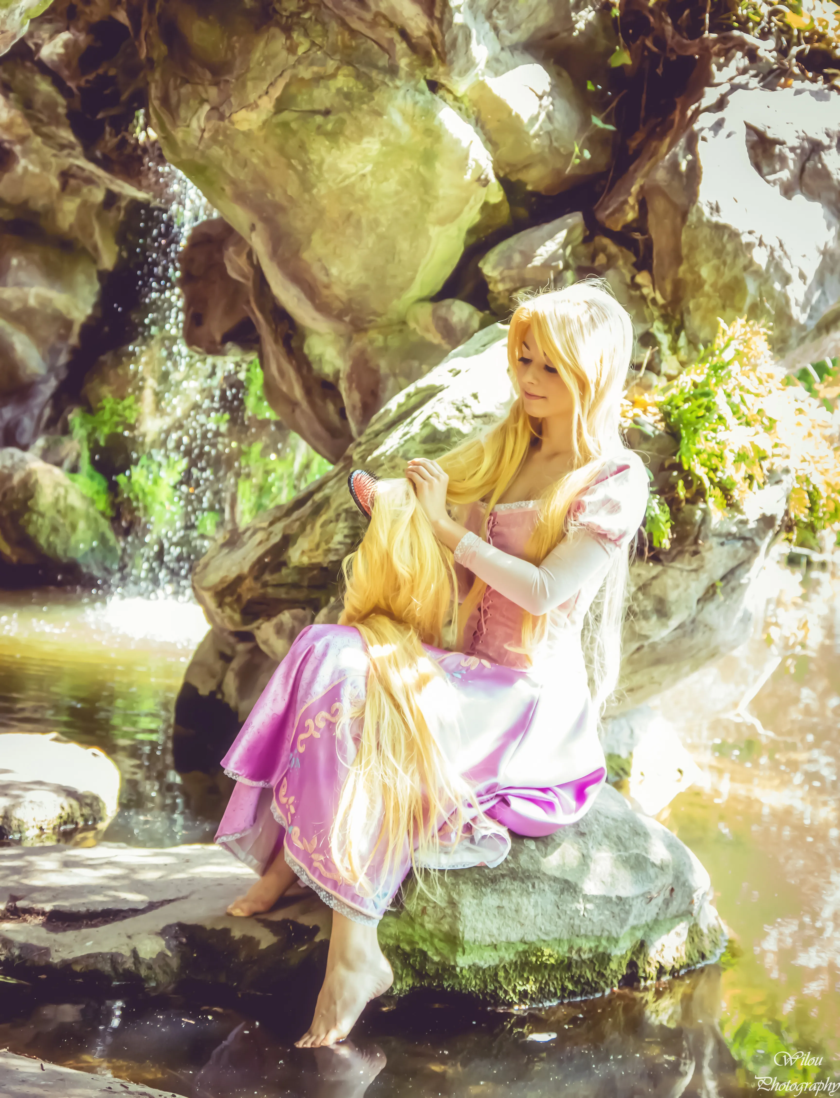 Rapunzel, Disney princess in a hand-painted and hand-embroidered dress, cosplay by Ryuu Seika