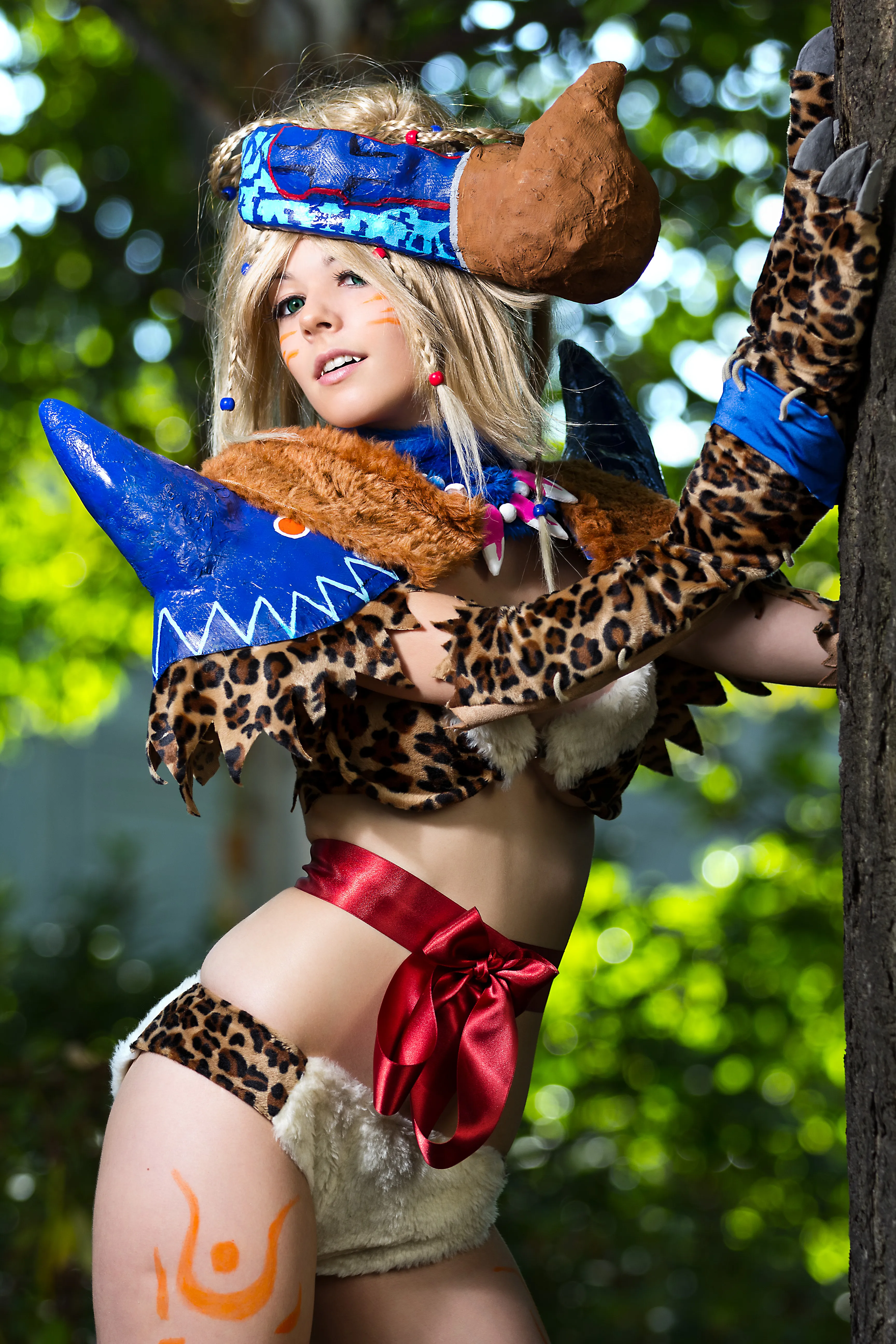 Rikku Berserker from Final Fantasy X-2, resin armor pieces and leopard outfit, cosplay by Ryuu Seika 2011